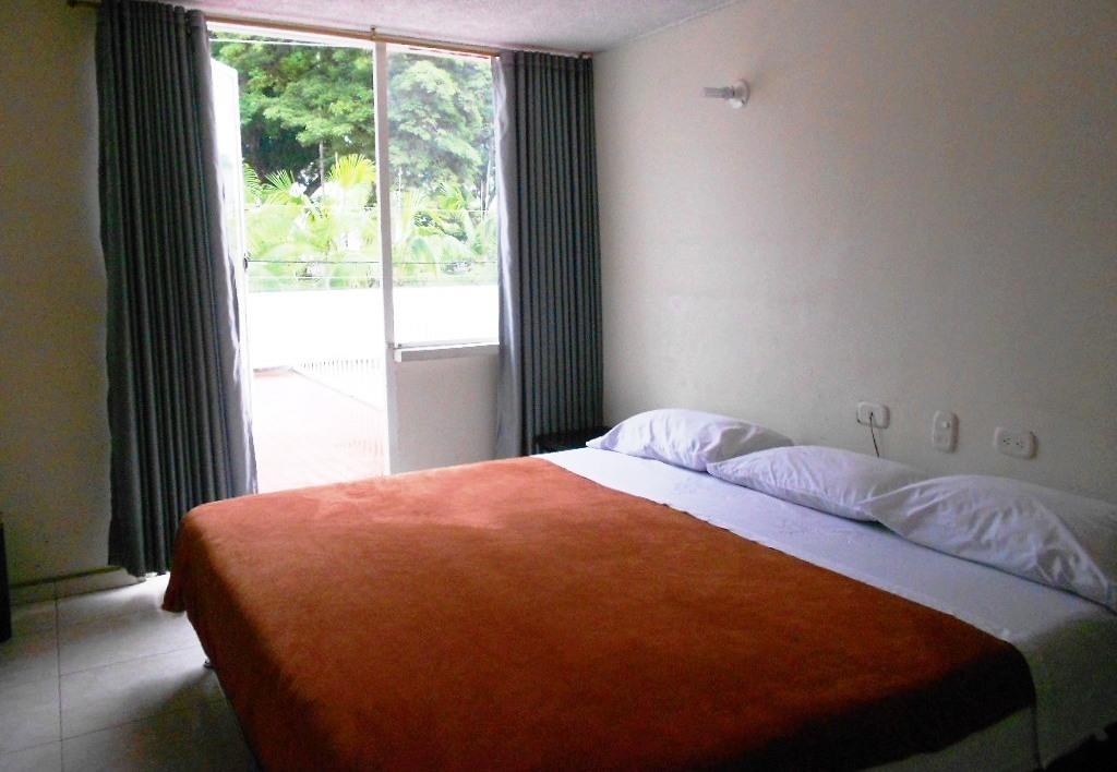 Hotel Calamo Plaza Pitalito Room photo